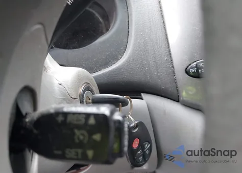 2009 Toyota Sienna Le from USA, damaged, VIN 5TDBK23C59S023644